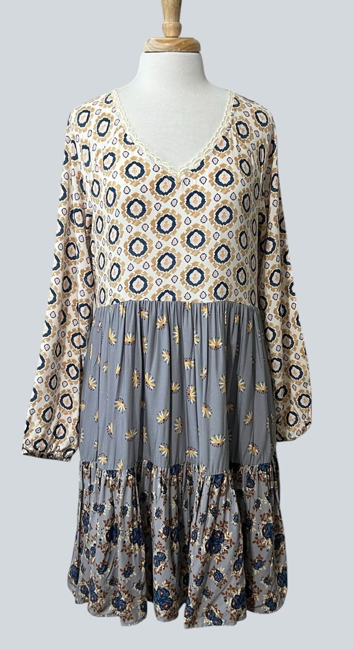 Matilda Jane Visionary Dress Tiered Peasant Long Sleeve V-Neck Rayon Pockets M